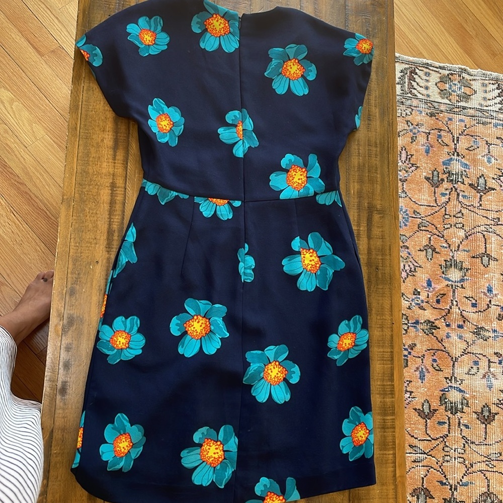 Banana republic floral dress - Picture 3 of 4